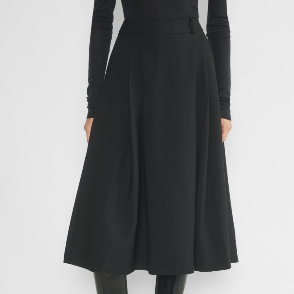 Aritzia Babaton Enterprise Skirt